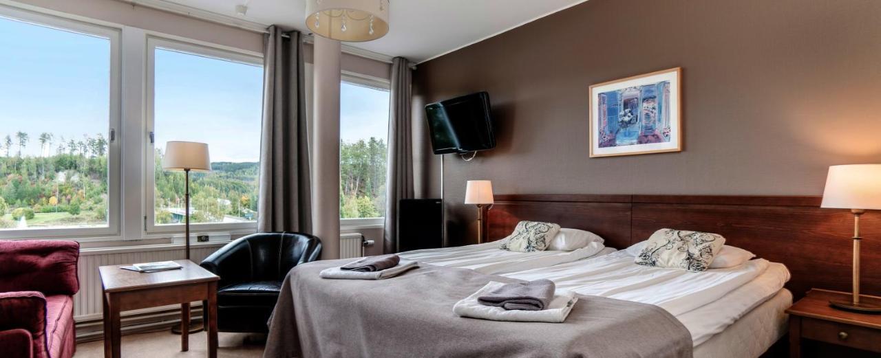 Hotel Соллефтео Экстерьер фото